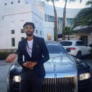 Meet your Posher, H-wood